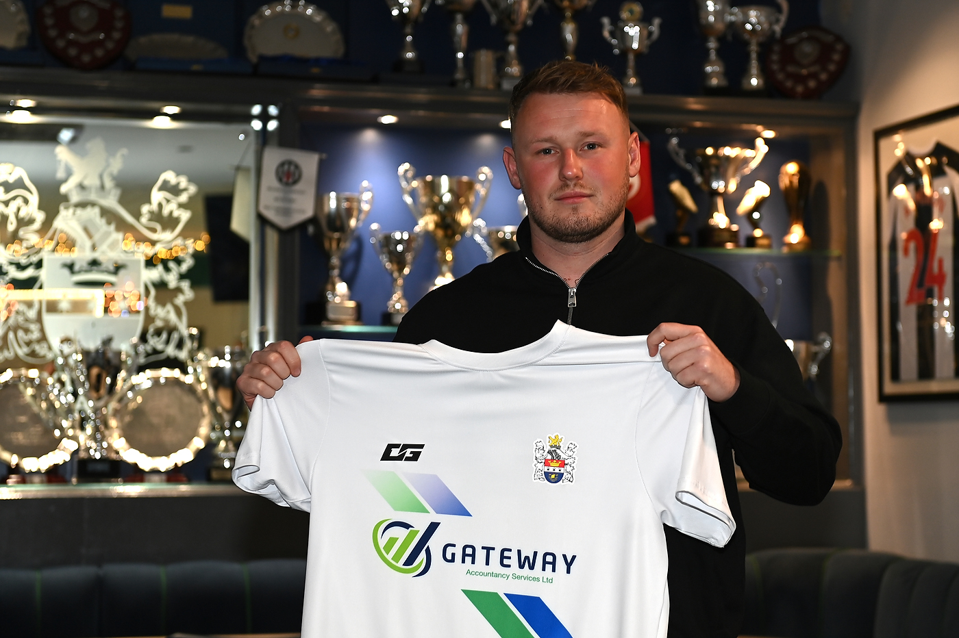New Signing – Dean Briggs