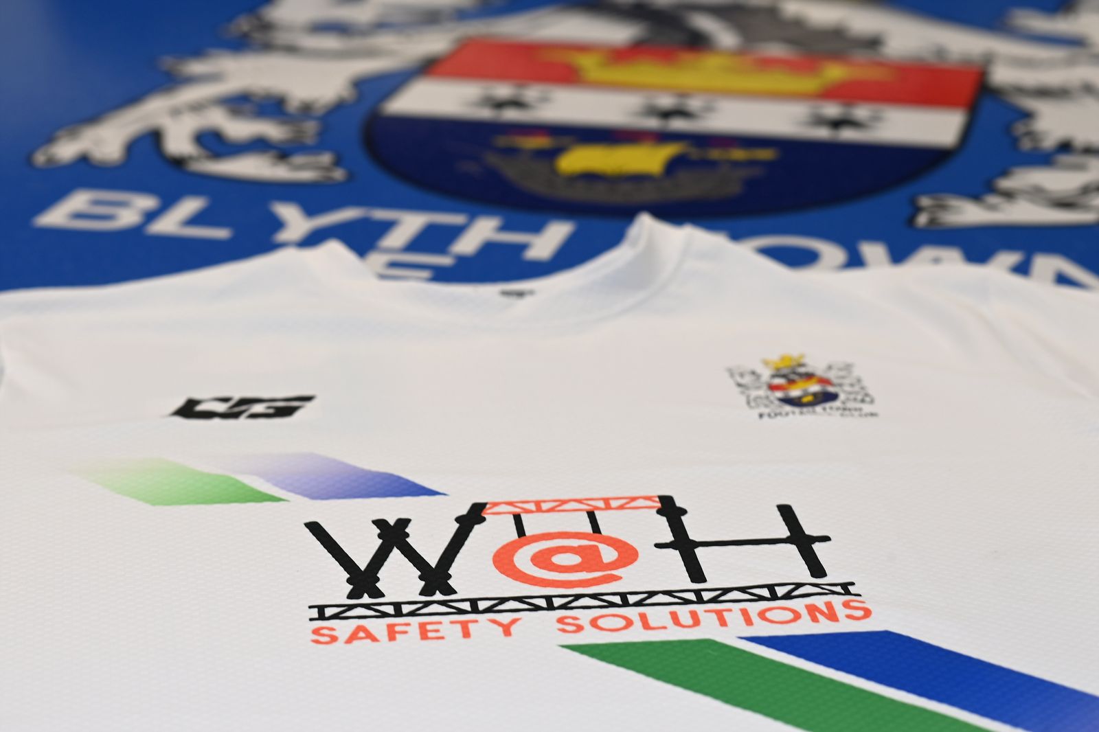Blyth Town FC Welcomes W@H Safety Solutions as New Juniors Sponsor
